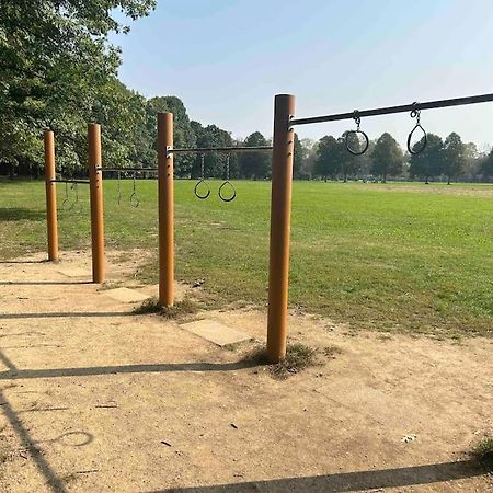 Oasi A Due Passi Dal Parco Nord Milano Apartment Bresso Bagian luar foto