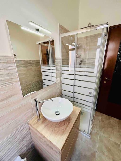 Oasi A Due Passi Dal Parco Nord Milano Apartment Bresso Bagian luar foto